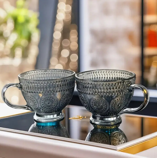 TAZA TRANSPARENTE DE CRISTAL NEGRA